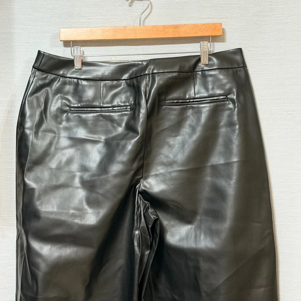 Midnight Velvet Womens Black Faux Leather Wide Leg Sailor Button Pants Size 16